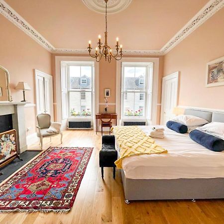 Remarkable 5Br Townhouse With Garden, Sleeps 12 Единбург Екстериор снимка
