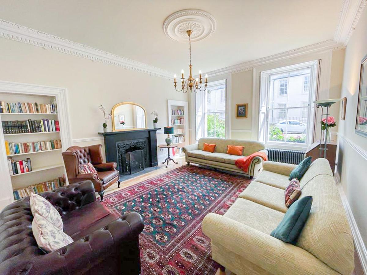 Remarkable 5Br Townhouse With Garden, Sleeps 12 Единбург Екстериор снимка